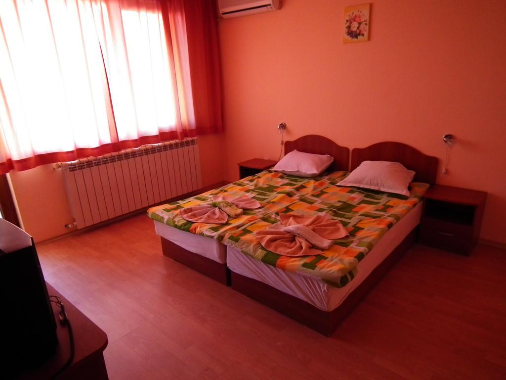 Guest House Olimpiya Sveti Vlas Exterior foto